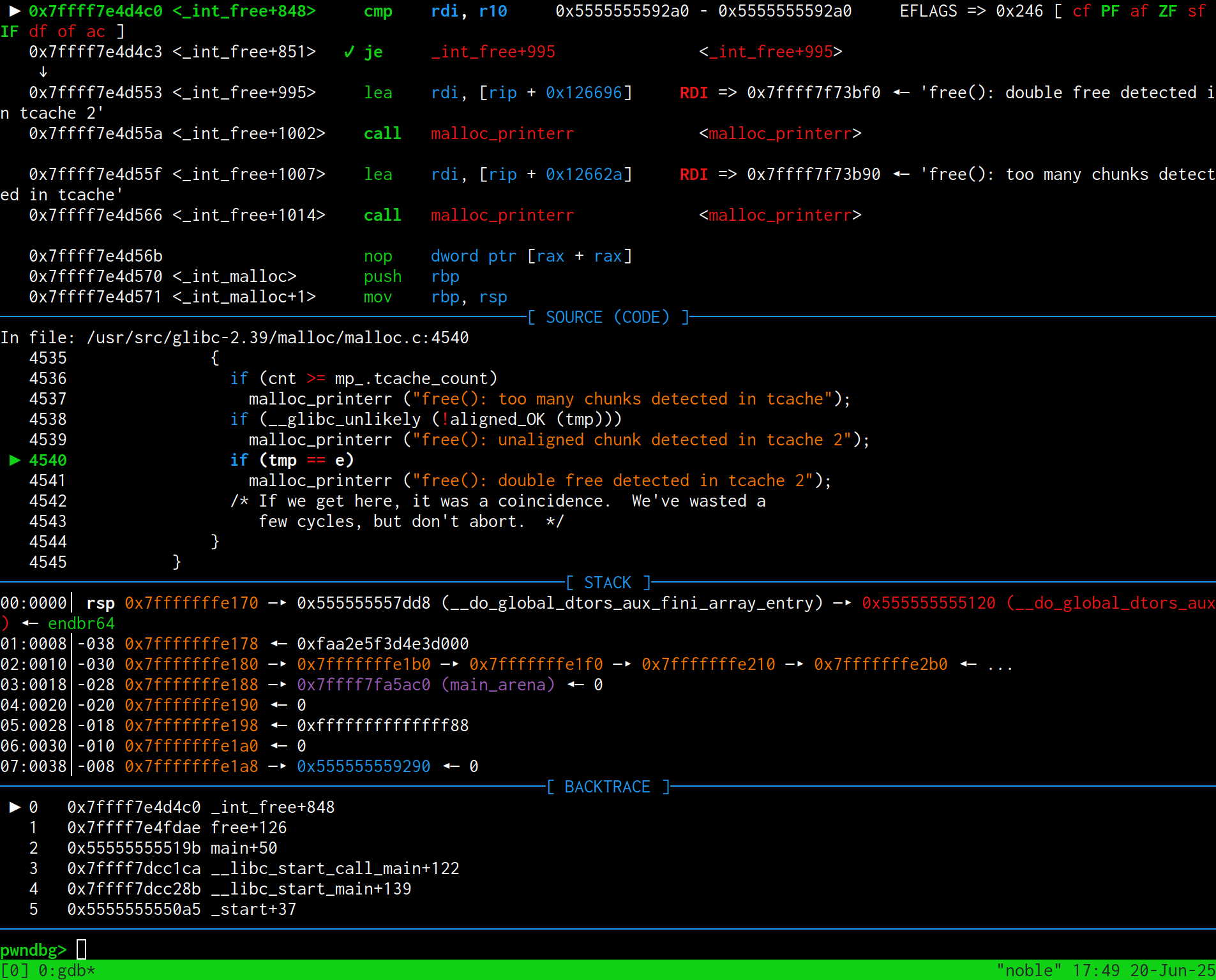 pwndbgでglibcのソースコードを表示する様子